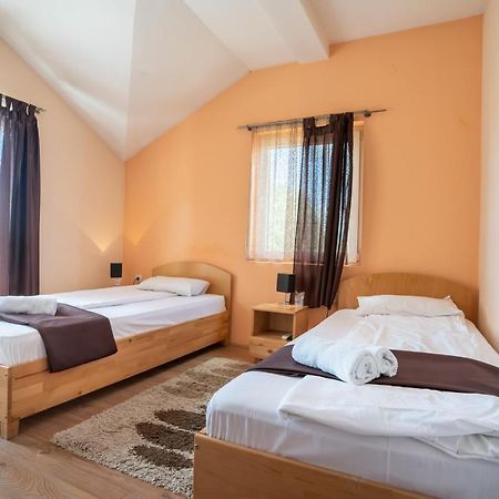 Garni Hotel Mali Predah Knjazevac Extérieur photo