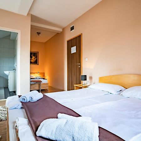 Garni Hotel Mali Predah Knjazevac Extérieur photo
